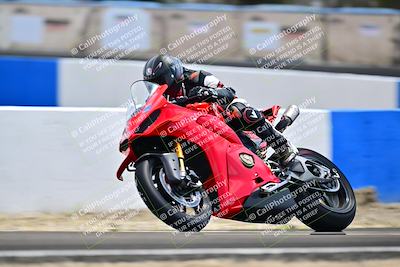 media/Apr-18-2025-TrackDaz (Fri) [[45f5874c44]]/B Group/Session 4 (Turn 6 - Outside)/